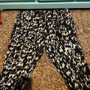 Torrid yoga pants size 4